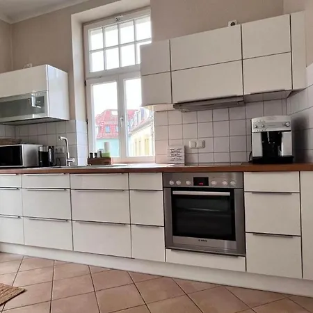 Appartement Feine In Der Suedstadt Von Mit Kostenlosen Stellplatz & Flasche Wein Zur Begruessung Erfurt