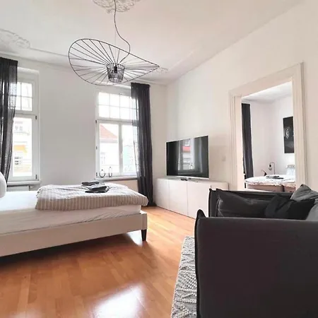 Appartement Feine In Der Suedstadt Von Mit Kostenlosen Stellplatz & Flasche Wein Zur Begruessung Erfurt