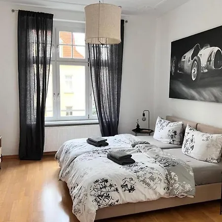 Feine In Der Südstadt Von Mit Kostenlosen Stellplatz&flasche Wein Zur Begrüßung Apartment