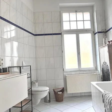 Appartement Feine In Der Suedstadt Von Mit Kostenlosen Stellplatz & Flasche Wein Zur Begruessung *