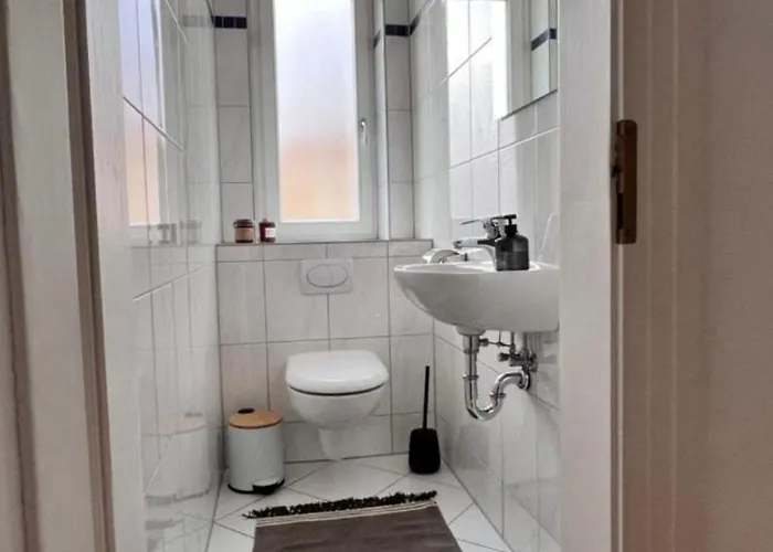 Feine In Der Suedstadt Von Mit Kostenlosen Stellplatz & Flasche Wein Zur Begruessung Lägenhet *