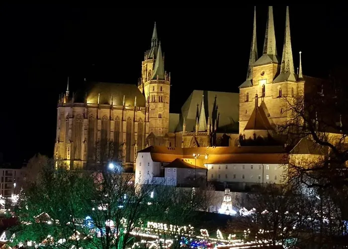Feine In Der Suedstadt Von Mit Kostenlosen Stellplatz & Flasche Wein Zur Begruessung Lägenhet